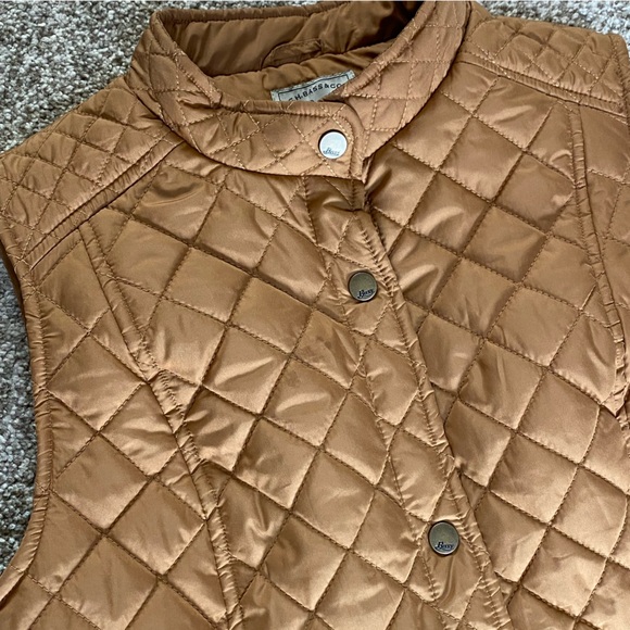 G. H. Bass & Co Quilted Puffer Vest, Medium - Picture 2 of 9